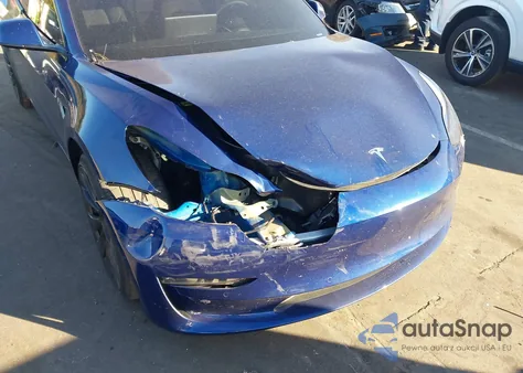 2022 Tesla Model 3 Performance Dual Motor All-Wheel Drive z USA, uszkodzony, nr VIN 5YJ3E1EC0NF269597